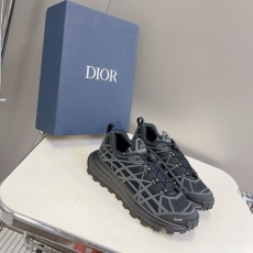 Christian Dior Low Shoes